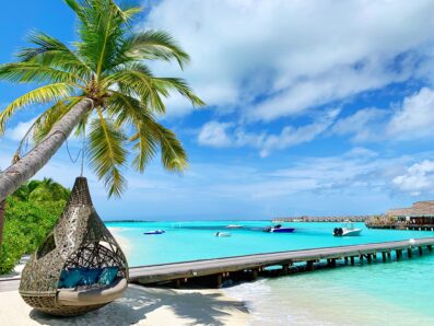 Maledivy pláž South Ari Atoll