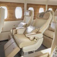 Emirates Premium Economy sedadlo