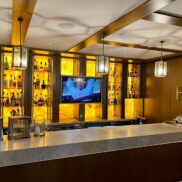 Bar v restauraci Gordon Ramsay v Dubaji