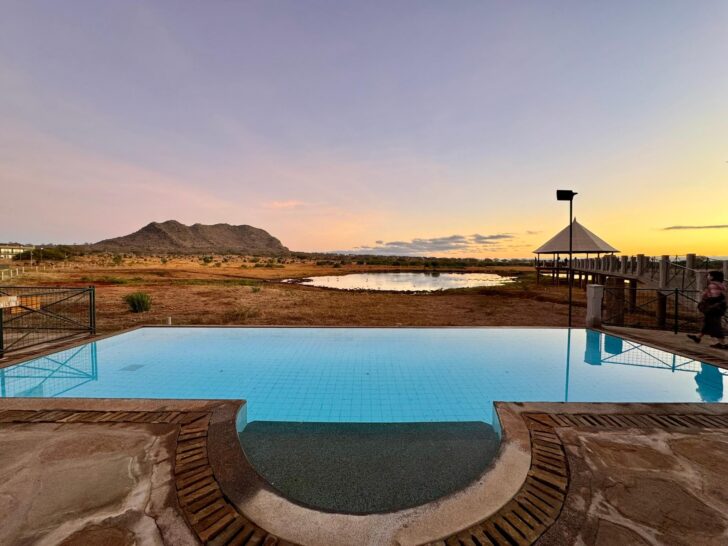 Voi Wildlife lodge bazén