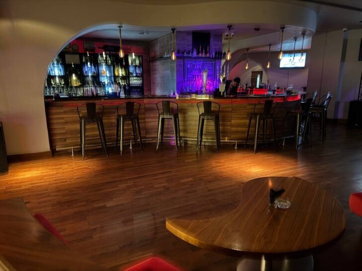 Bar Cellar 59 Art hotel