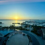 Bahrajn taxi, nákupy, internet a počasí